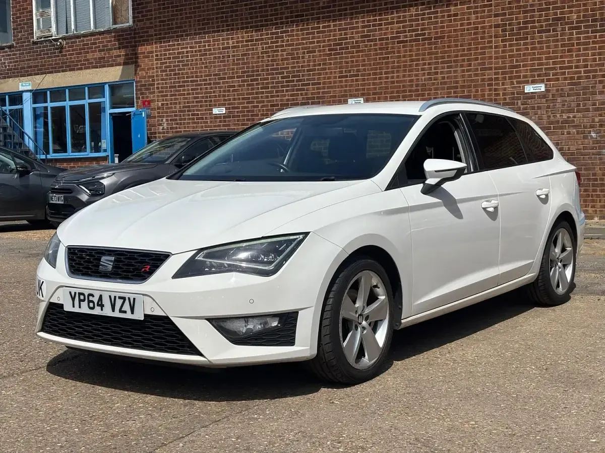 Used Seat Leon FR 2014 White Estate