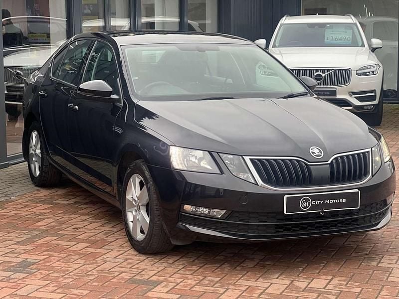 Used Skoda Octavia SE 115 HP (84 kW) 2018 Black Hatchback