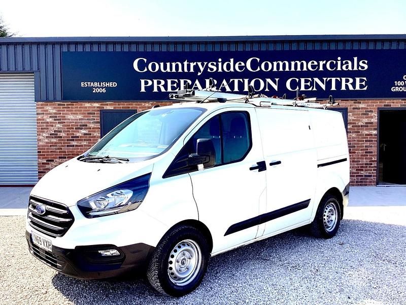 Used Ford Transit Custom 2020 White Van