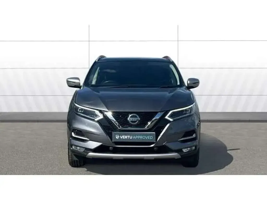 Used Nissan Qashqai N-Motion 140 HP (102 kW) 2019 Grey SUV