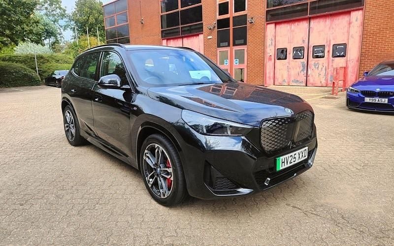 Black sapphire metallic paint Used 2025 BMW iX1 M Sport SUV | £36,172 (A bit pricey) - Image 1/4
