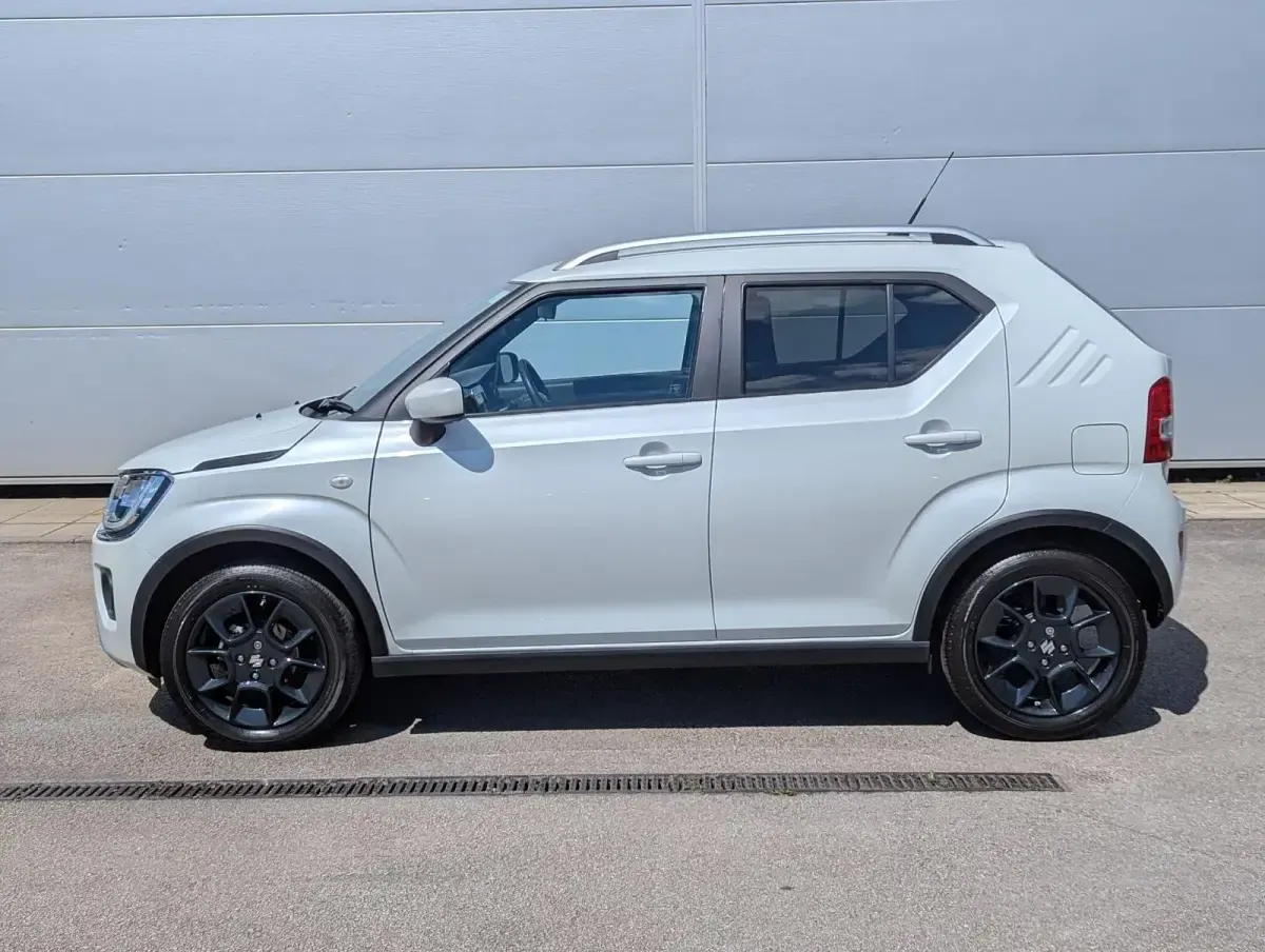 Used Suzuki Ignis SZ-T 83 HP (61 kW) 2024 White SUV