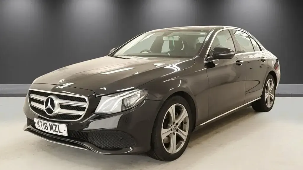 Begagnad Mercedes E220 SE 194 HK (142 kW) 2018 Svart Sedan