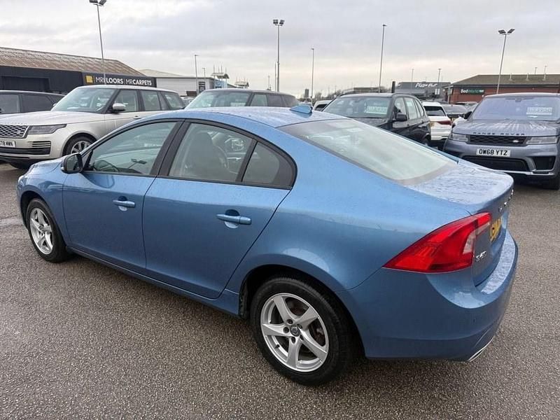 Used Volvo S60 Business Edition 190 HP (139 kW) 2017 Blue Sedan
