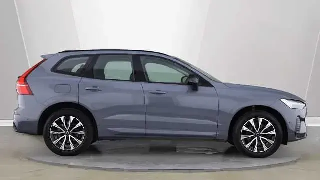 Used Volvo XC60 Plus 197 HP (144 kW) 2023 SUV