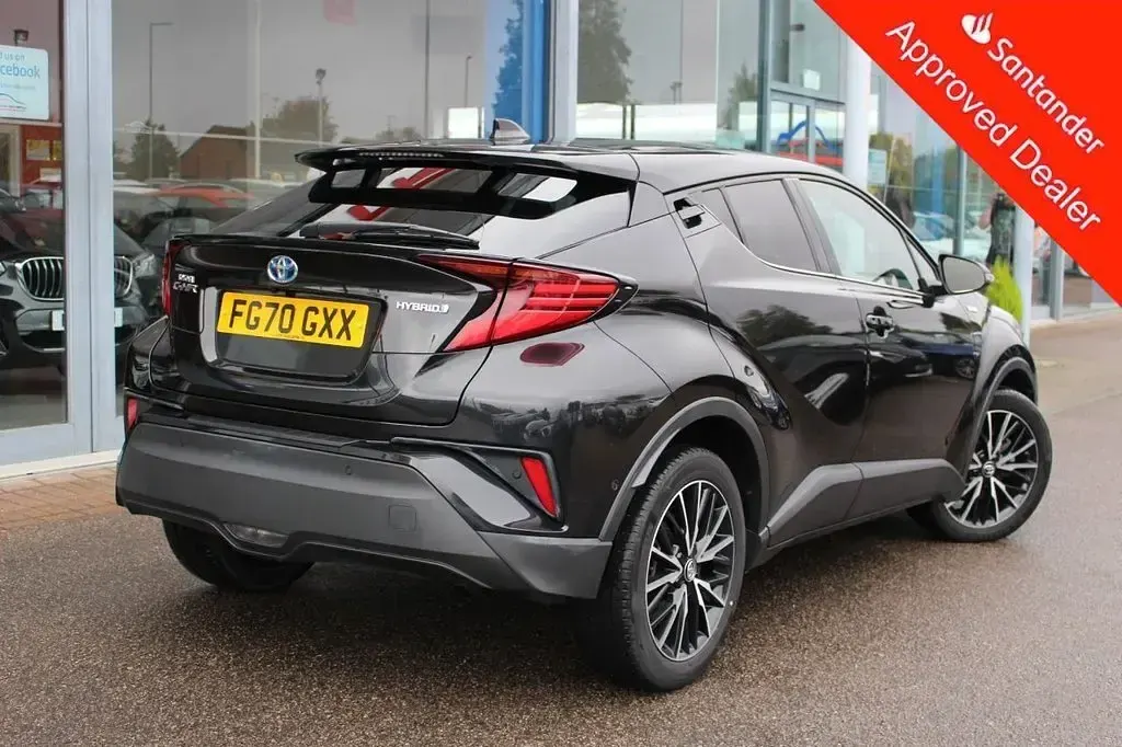 Used Toyota C-HR 122 HP (89 kW) 2020 Black SUV