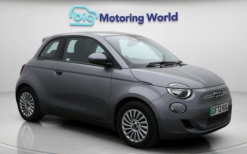 Used 2022 Fiat 500e Action Hatchback | £10,200 (Fair price) - Image 1/4