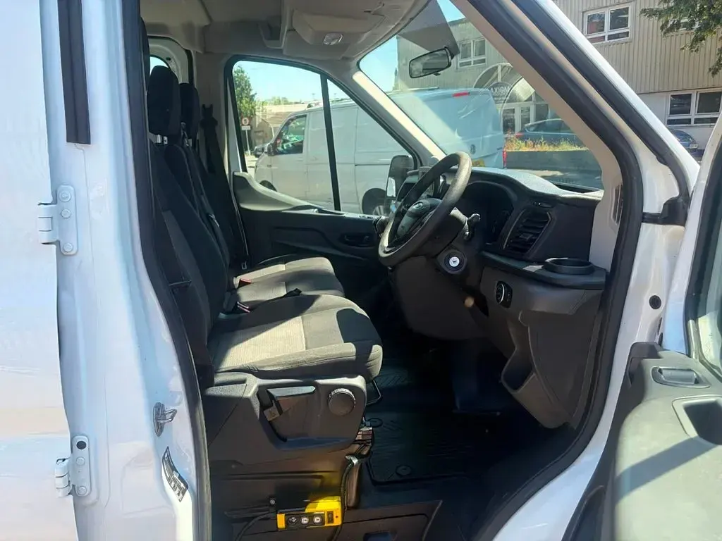 Used Ford Transit 130 HP (95 kW) 2020 White Van