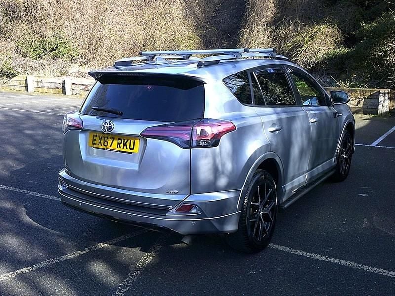 Used Toyota RAV4 2017 Silver SUV