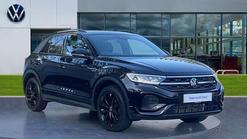 Deep black pearl Used 2022 VW T-Roc R-line SUV | £26,726 (Fair price) - Image 1/4