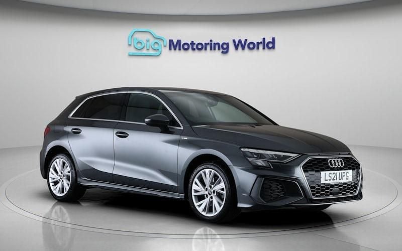 Used Audi A3 Sportback e-tron S-Line 204 HP (150 kW) 2025 Hatchback