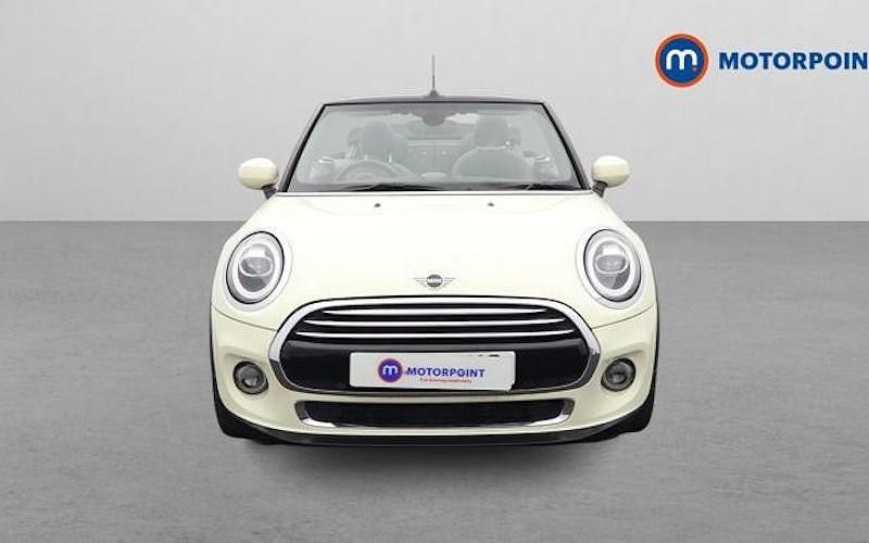 Used Mini Cooper Cabriolet Exclusive 136 HP (100 kW) 2019 White Cabriolet