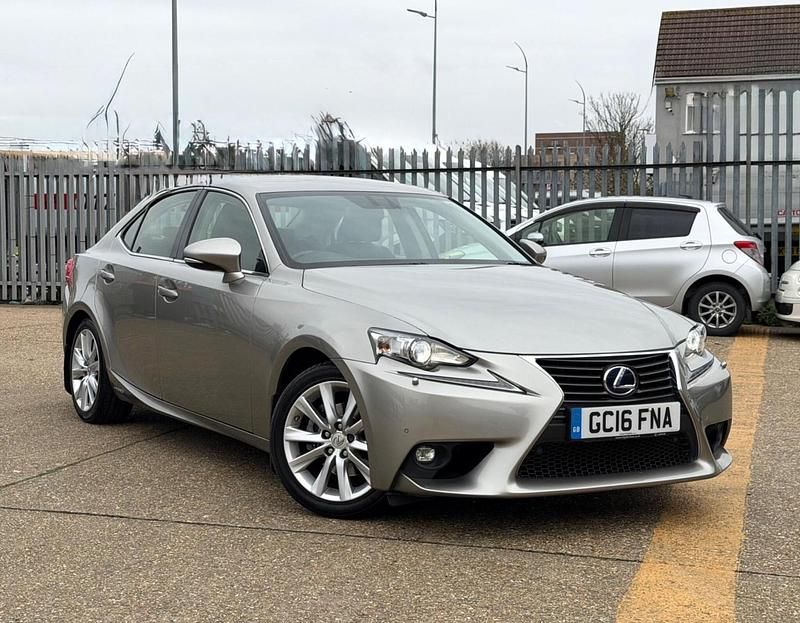 Used Lexus IS300h Executive Line 223 HP (164 kW) 2016 Silver Sedan
