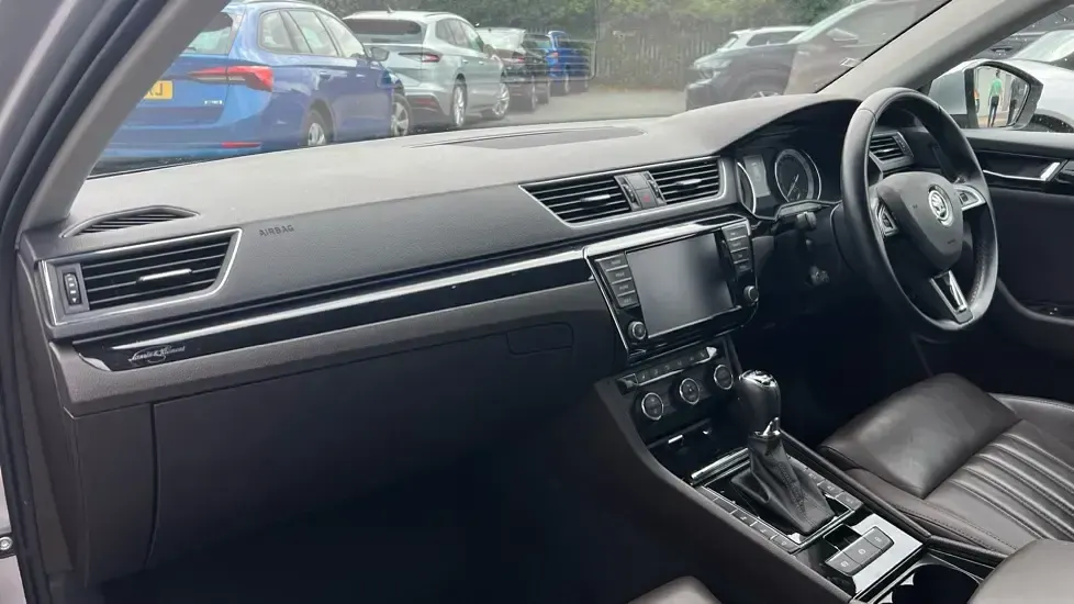 Used Skoda Superb 280 HP (205 kW) 2016 Silver Estate