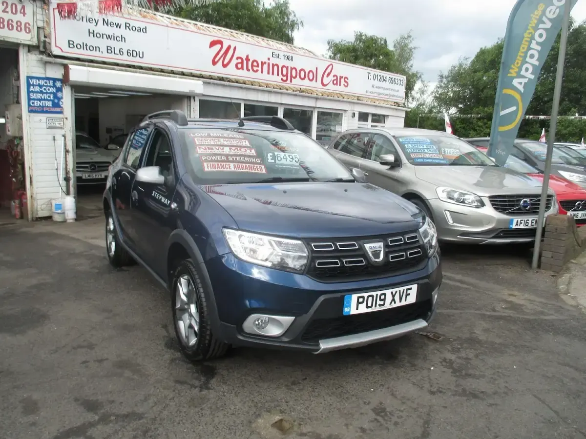 Used Dacia Sandero Essentiel 90 HP (66 kW) 2019 Blue Hatchback