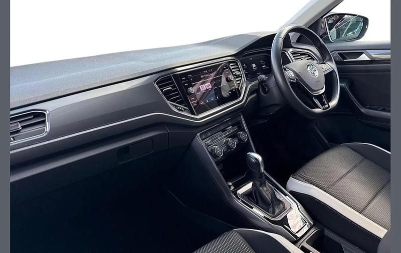 Used VW T-Roc SEL 150 HP (110 kW) 2022 Grey SUV