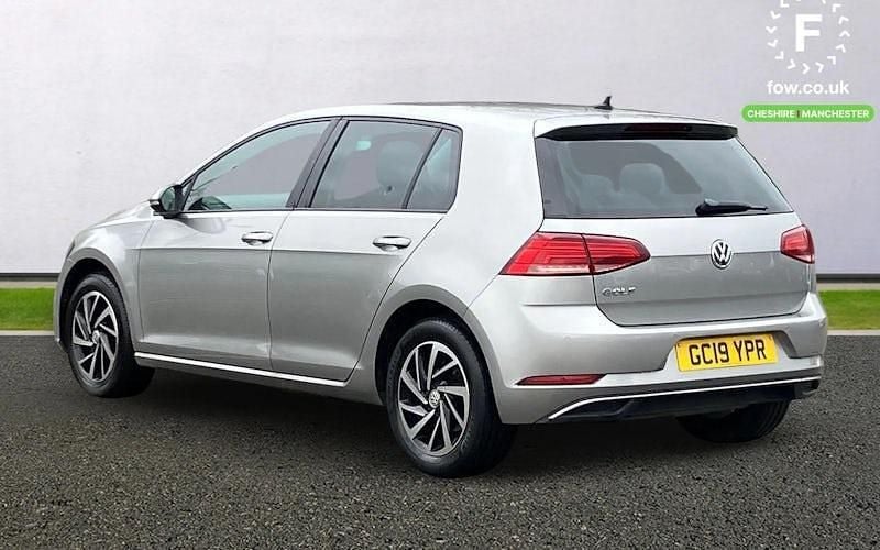 Used VW Golf VII Match 116 HP (85 kW) 2019 Silver Hatchback