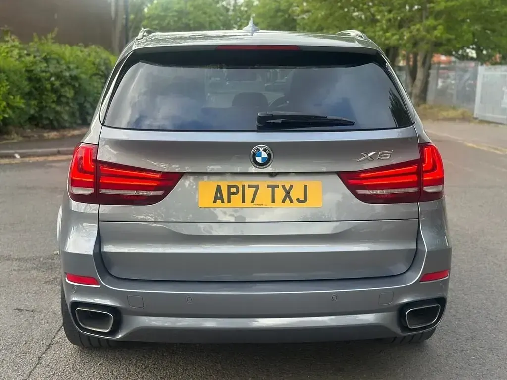 Gebraucht BMW X5 M Sport 313 PS (230 kW) 2017 Grau SUV