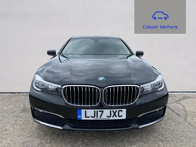 Used BMW 740L Comfort Edition 326 HP (239 kW) 2019 Black Sedan