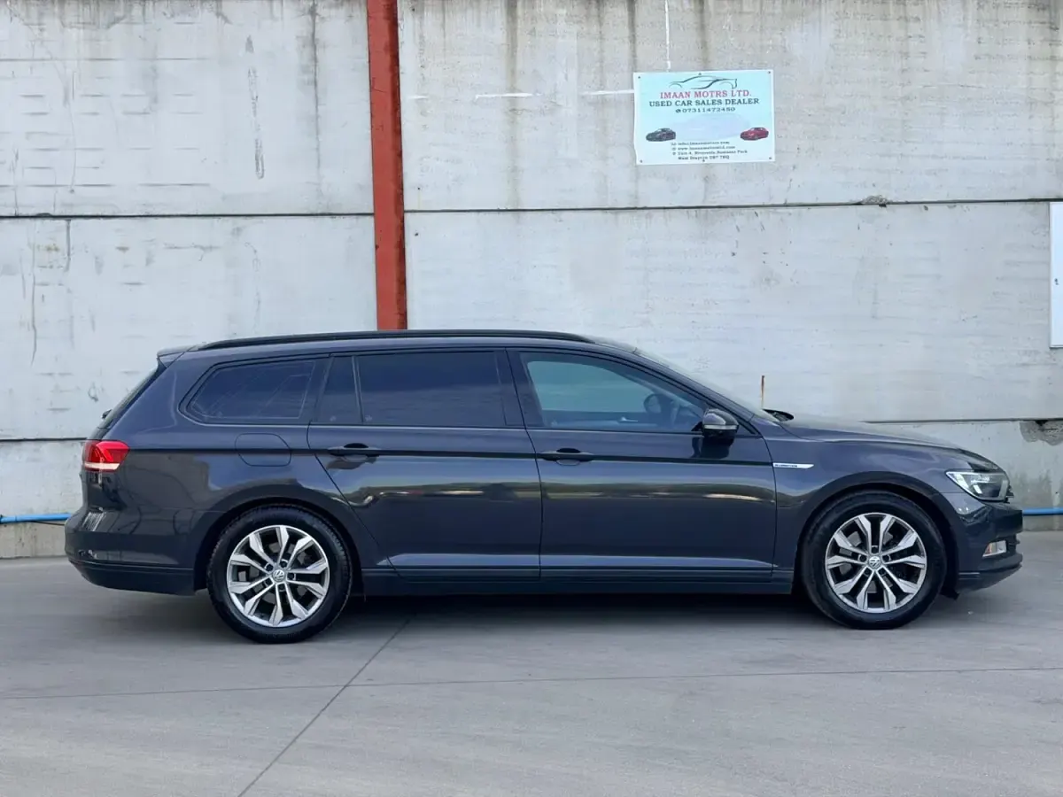 Usado VW Passat S 120 CV (88 kW) 2016 Gris Familiar
