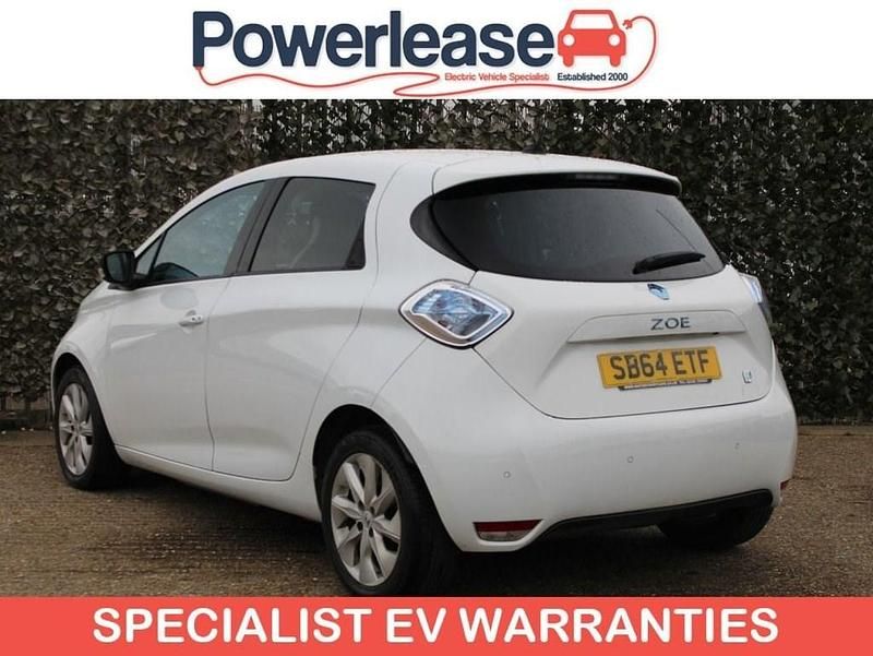 Used Renault Zoe Dynamique 64 kW (88 HP) 2014 White Hatchback