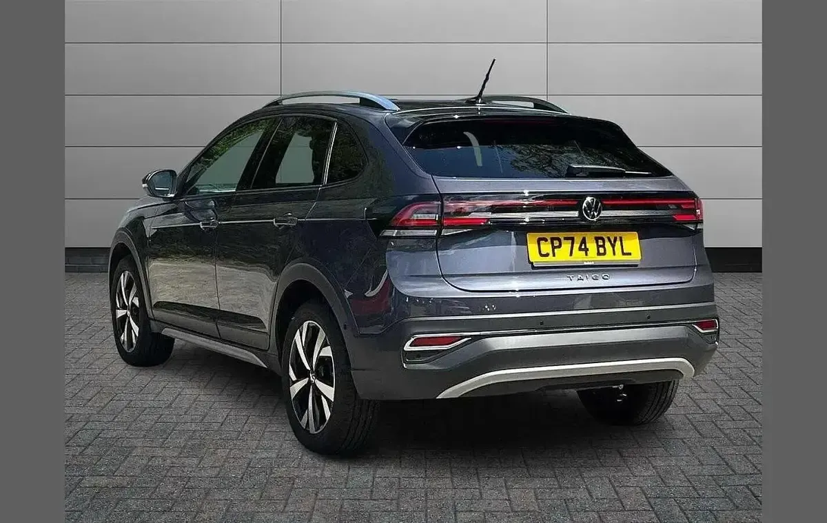 Used VW Taigo Style 115 HP (84 kW) 2024 Grey SUV