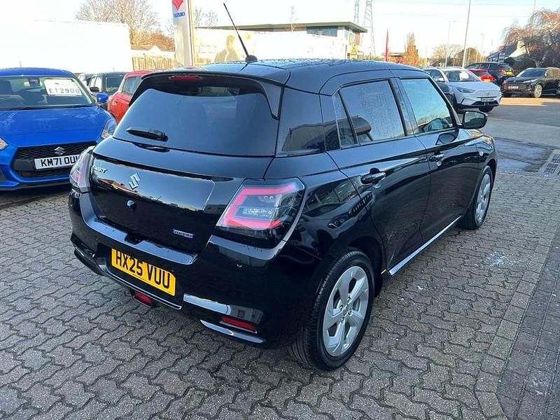 New Suzuki Swift 82 HP (60 kW) 2025 Black Hatchback