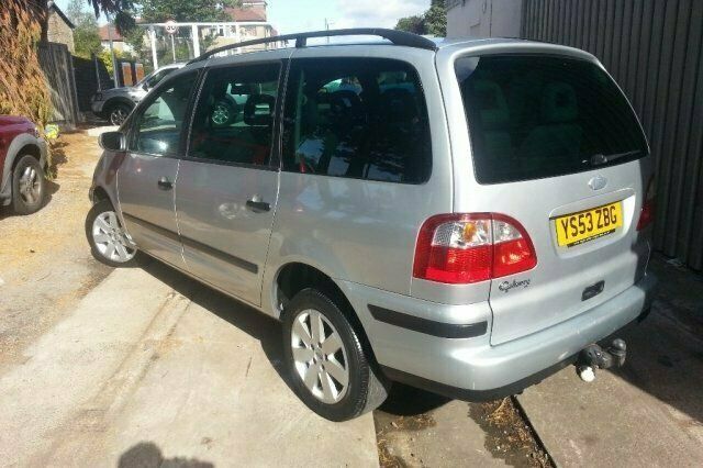 Begagnad Ford Galaxy 2004 Minibuss