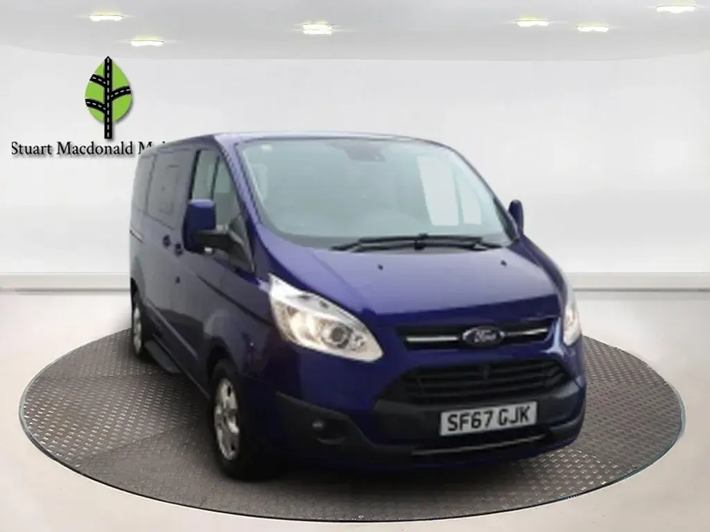 Used Ford Tourneo Titanium 130 HP (95 kW) 2018 Blue MPV