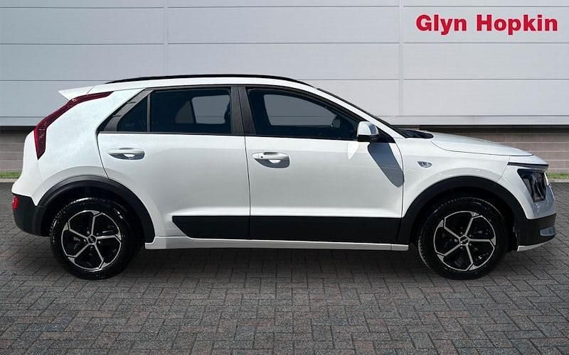 Gebraucht Kia Niro 129 PS (94 kW) 2025 Weiß SUV