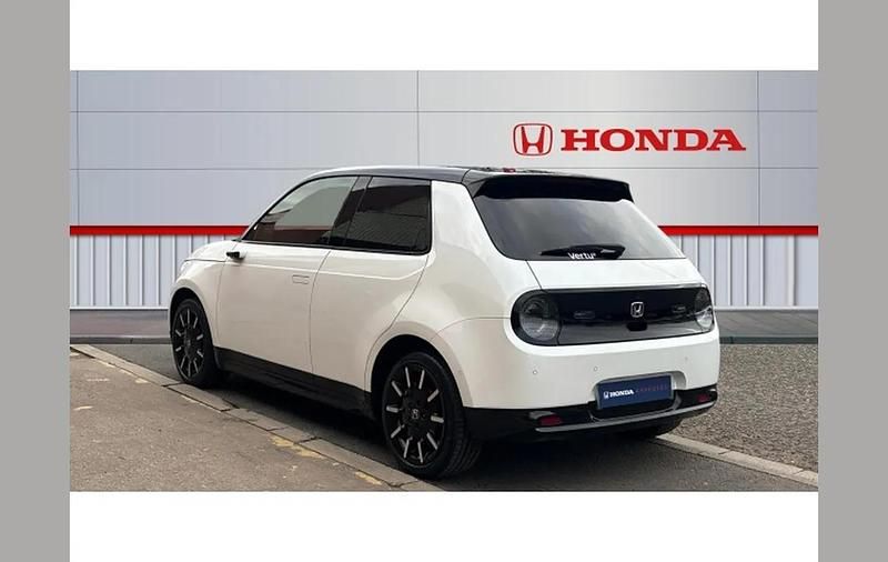 Used Honda e Advance 113 kW (154 HP) 2023 White Hatchback