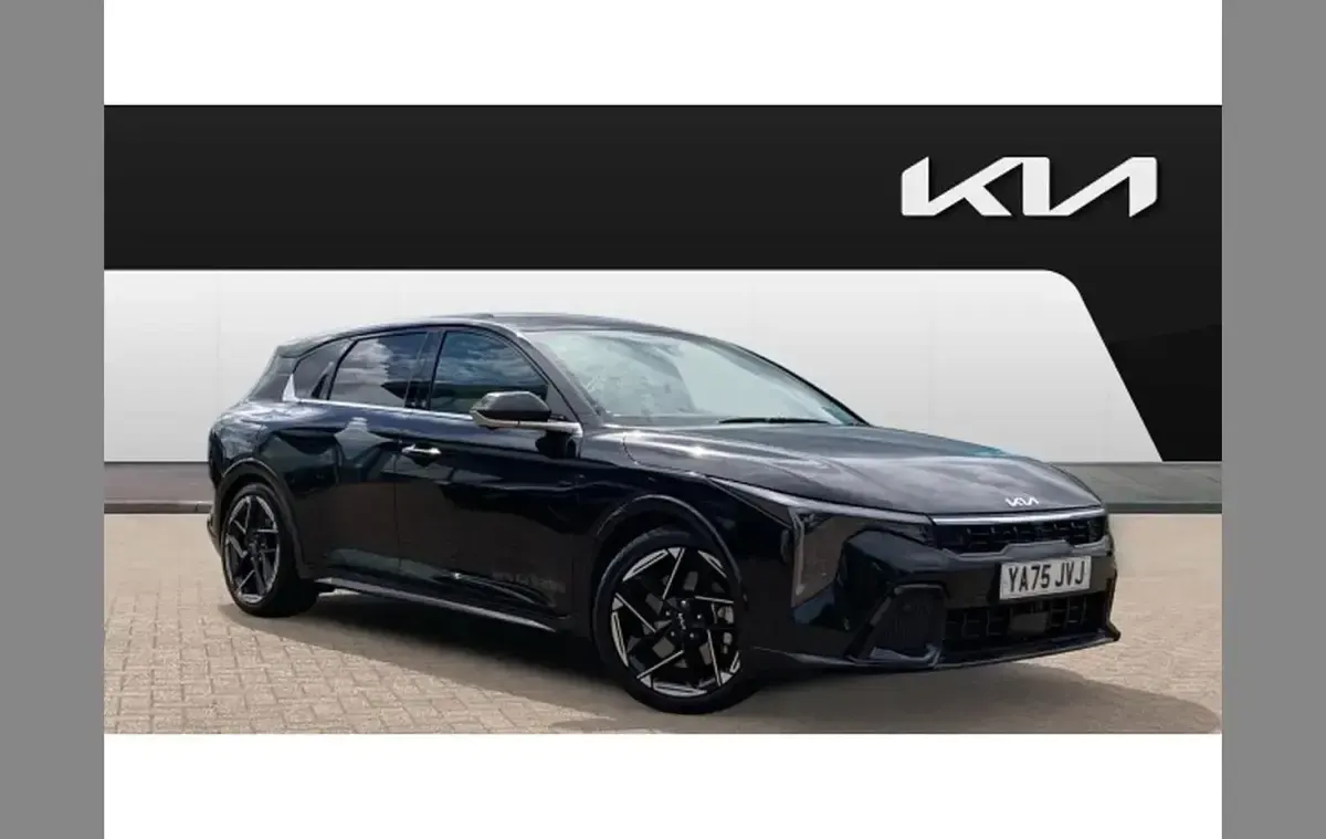 Used Kia K4 GT-Line S 179 HP (131 kW) 2025 Hatchback