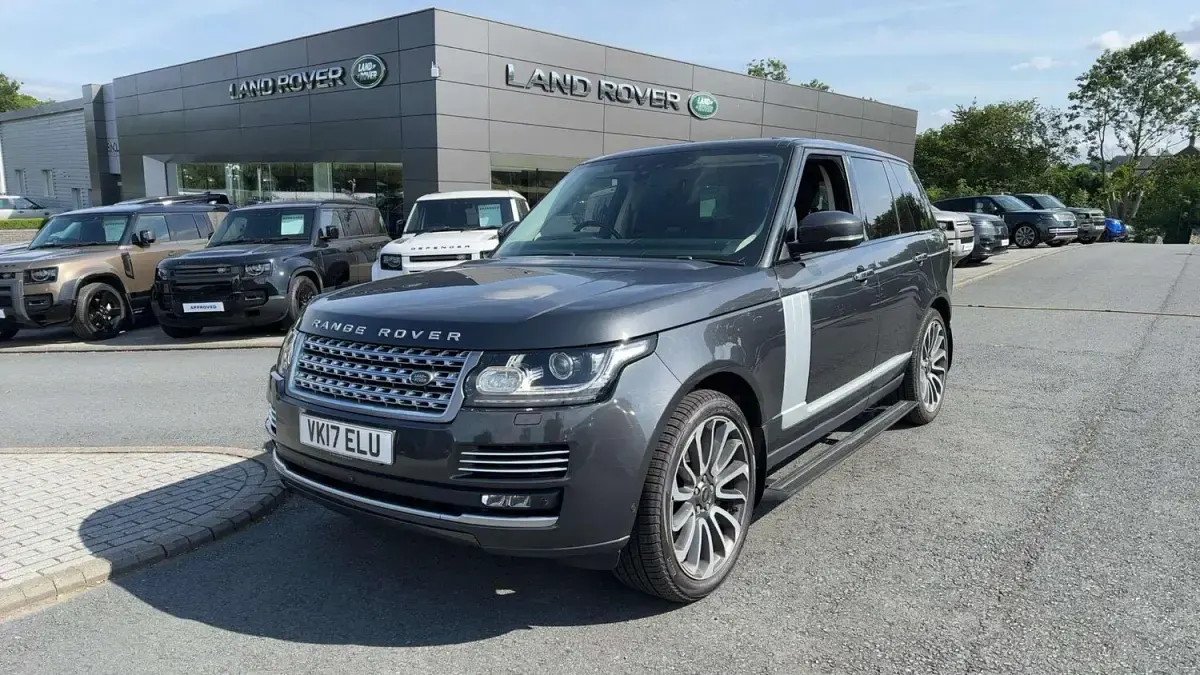 Used Land Rover Range Rover Autobiography 339 HP (249 kW) 2017 Grey SUV