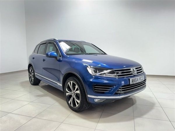 Blue Used 2014 VW Touareg R-line SUV | £11,995 (A bit pricey) - Image 1/1