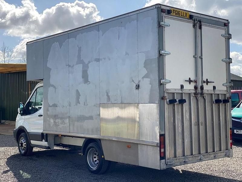 Begagnad Ford Transit 125 HK (91 kW) 2016 Vit Cab