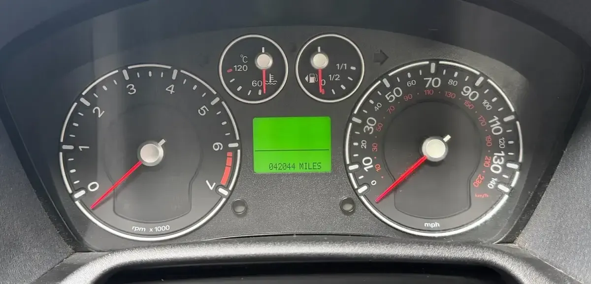Used Ford Fusion 101 HP (74 kW) 2008 Silver Hatchback