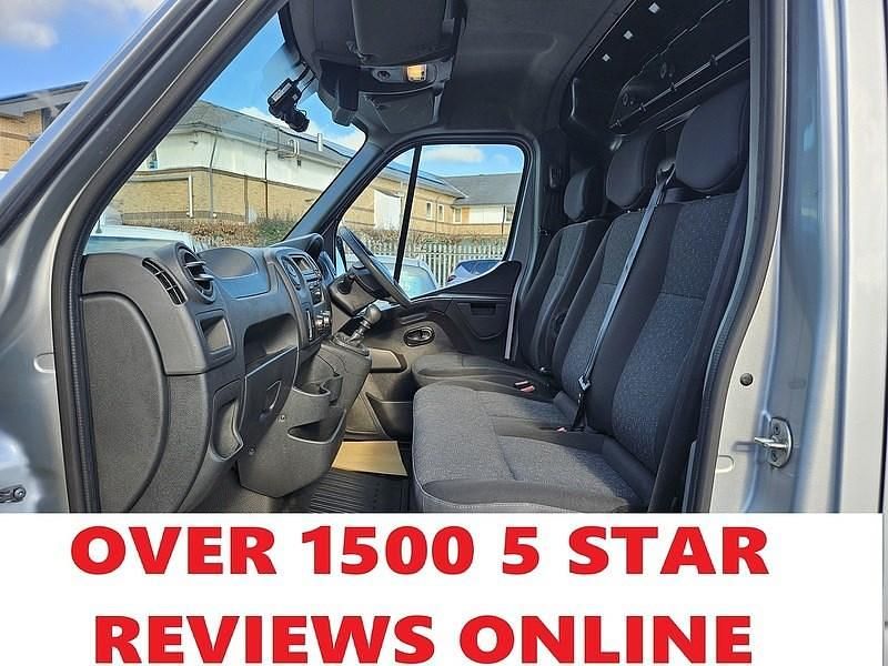 Used Vauxhall Movano 130 HP (95 kW) 2019 Silver MPV