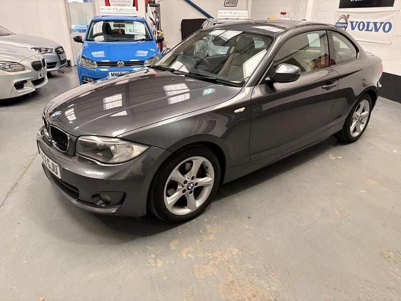 Used BMW 120 Coupé Comfort Edition 170 HP (125 kW) 2012 Grey Coupe