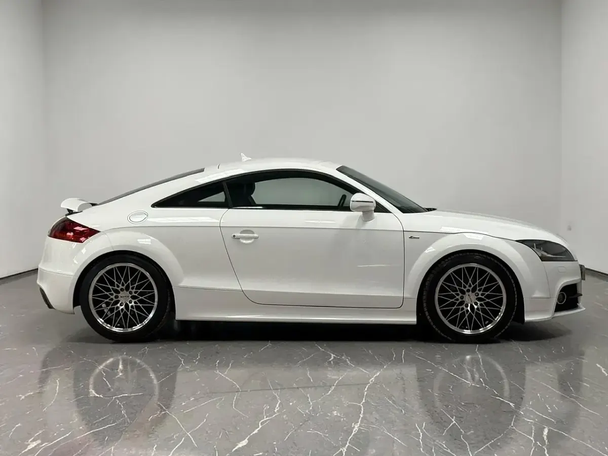 Used Audi TT S-Line 211 HP (155 kW) 2013 White Coupe
