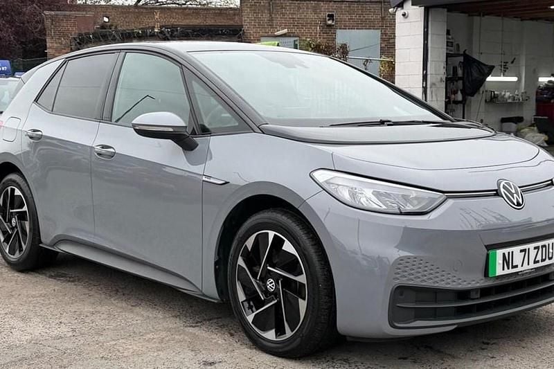 Grey Used 2022 VW ID.3 Pro Performance Hatchback | £12,995 (Fair price) - Image 1/1