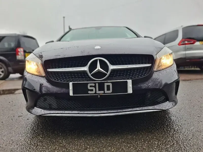 Used Mercedes A200 136 HP (100 kW) 2015 Purple Hatchback