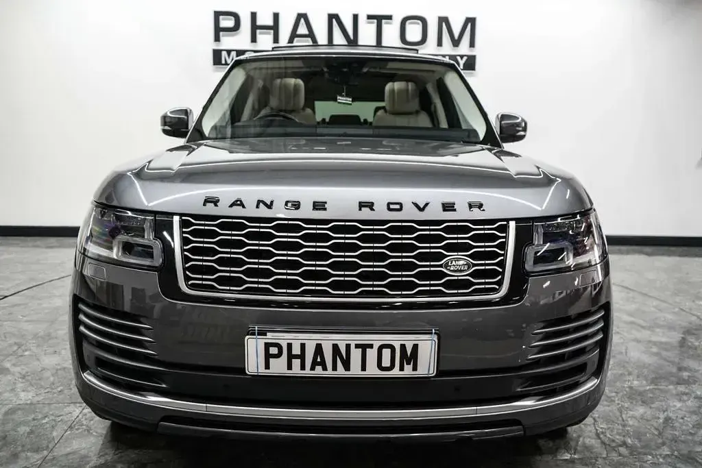 Used Land Rover Range Rover Vogue SE 275 HP (202 kW) 2019 Grey SUV