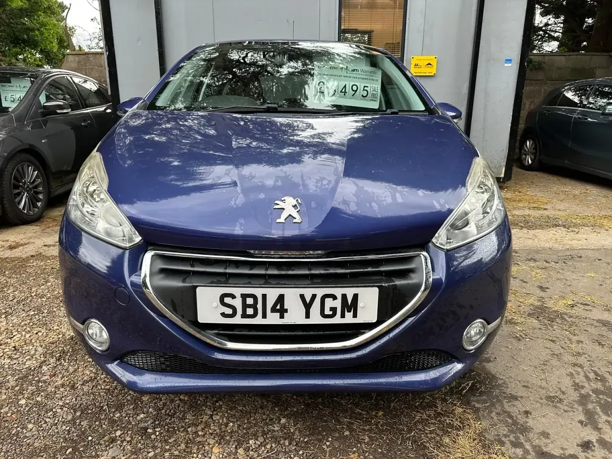 Used Peugeot 208 2014 Blue Hatchback
