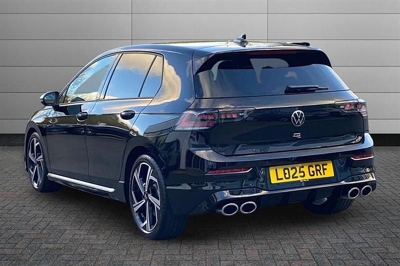 Usado VW Golf VIII R 333 HP (244 kW) 2025 Preto Citadino