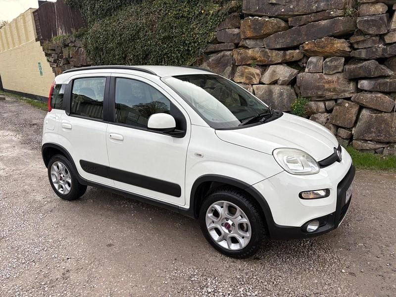 White Used 2013 Fiat Panda 4x4 S Hatchback | £4,495 (Fair price) - Image 1/3