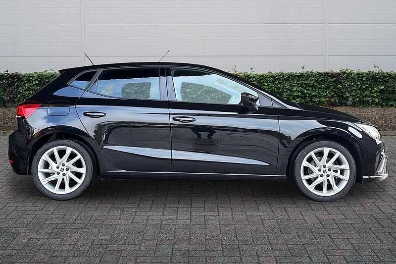New Seat Ibiza FR 2026 Midnight black Hatchback