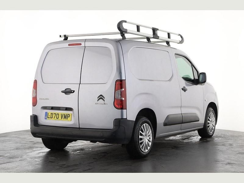 Usado Citroën Berlingo Start 75 HP (55 kW) 2020 Cinzento Monovolume