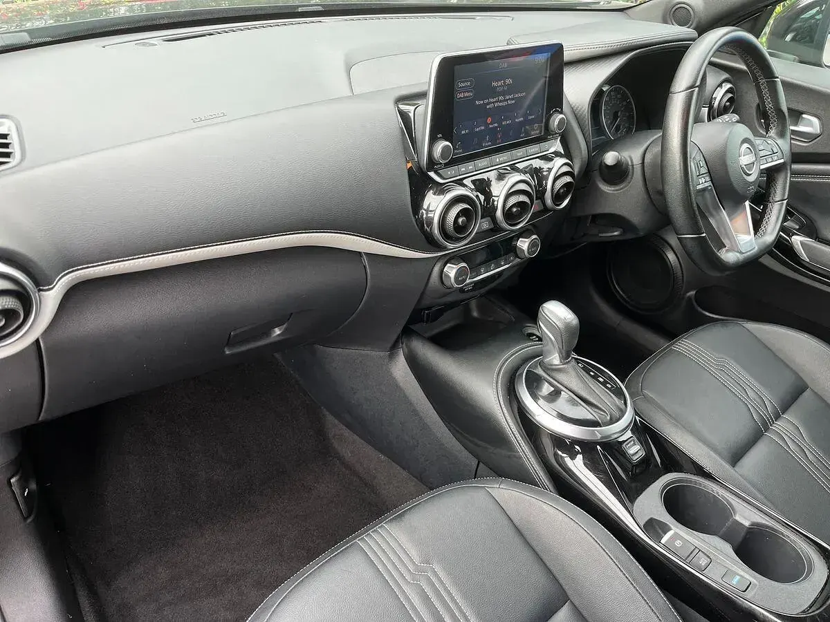 Used Nissan Primera 143 HP (105 kW) 2022 Black Hatchback