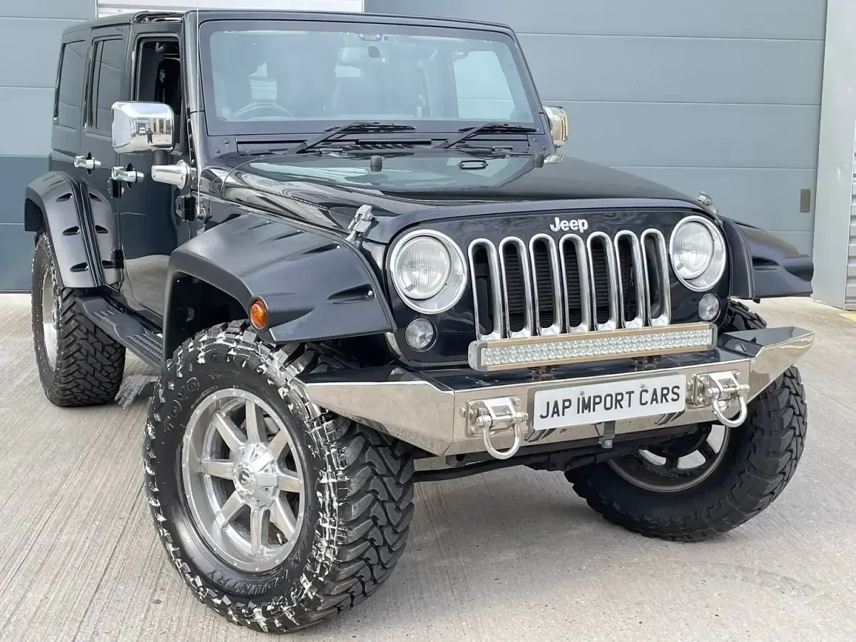 Used Jeep Wrangler Sahara 285 HP (209 kW) 2014 Black SUV