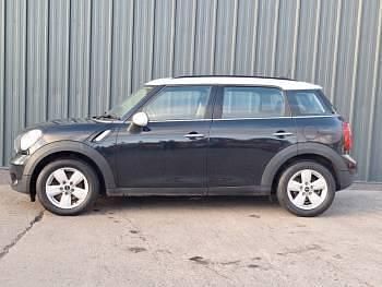 Used Mini Cooper 122 HP (89 kW) 2016 Black Hatchback